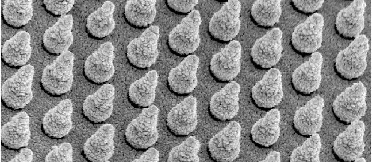Nanoconi di silicio per produrre idrogeno pulito